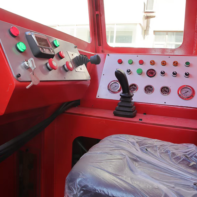 3m3內(nèi)燃地下鏟運機(jī)